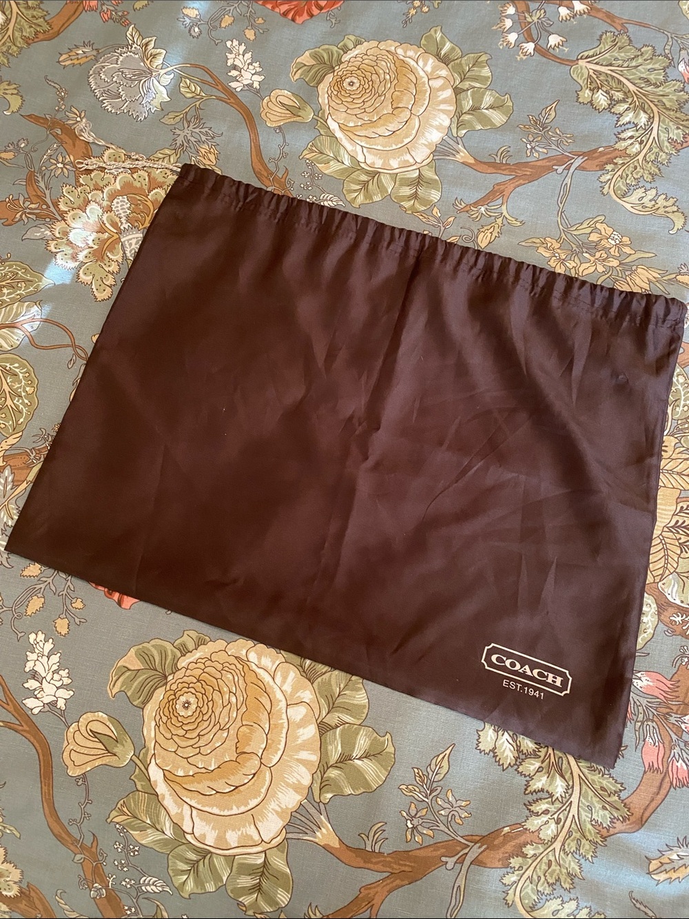 COACH Brown Satin Red Drawstring bag (19x15 inches)